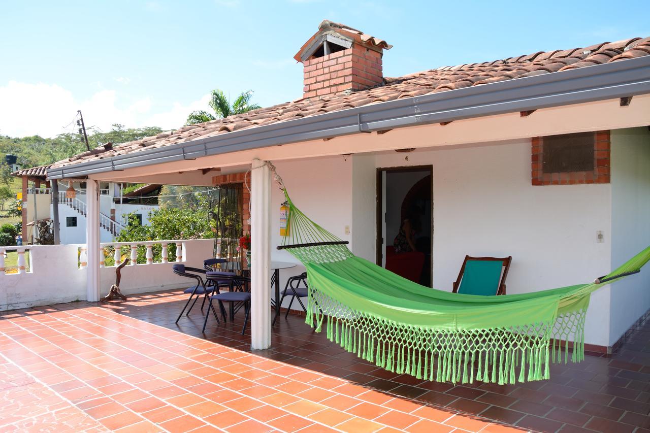 Hotel Campestre La Loma Curití Exterior foto